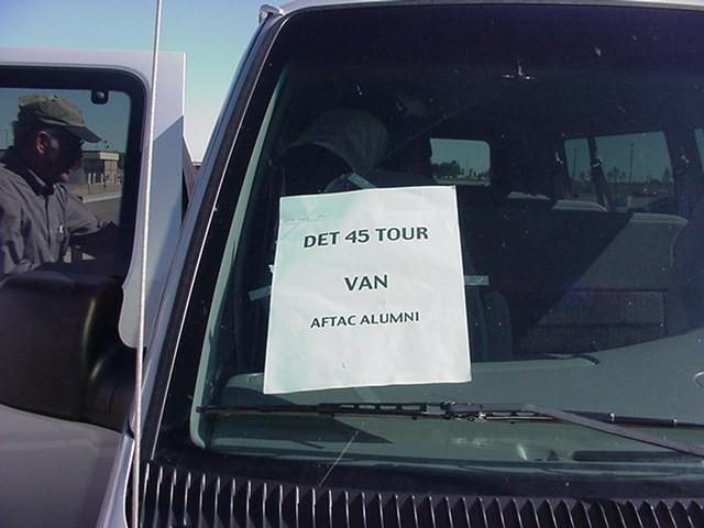 det45tourvan